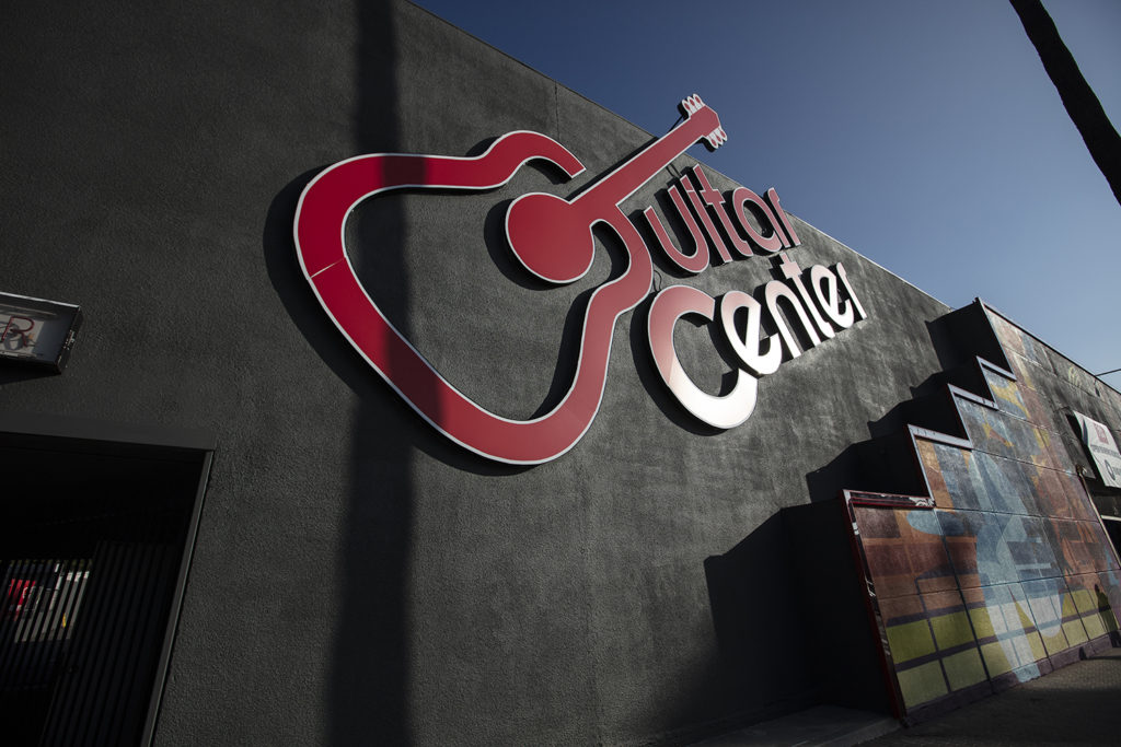 Guitar Center Hollywood: The Original Guitar Center | Surf City